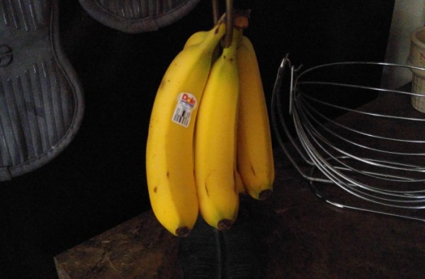 LG G4 Bananas Picture in Manual Mode at ISO-1500