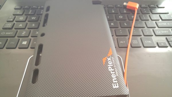 EnerPlex Jumpr is perfect for Students or Business, fantastic portable charger for a variety of devices. Check it out now here on Tom's Take on Thngs.