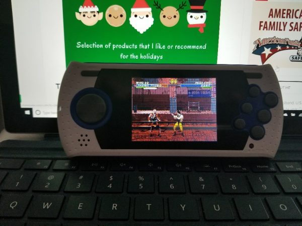 2017 Holiday Gift Guide - Sega Genesis Ultimate Portable Game Player Review
